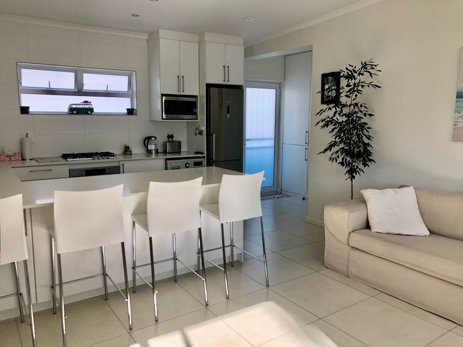 1 Bedroom Property for Sale in Green Point Western Cape